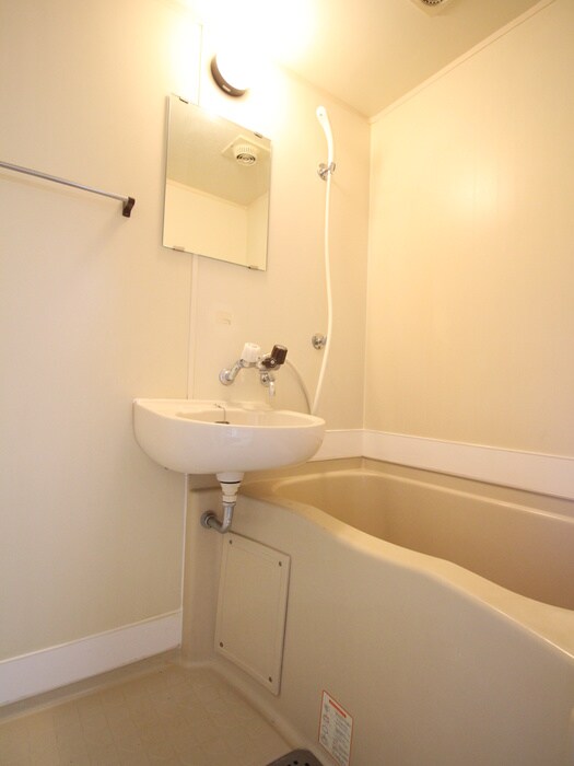 物件内観写真12　(バス／シャワールーム等)