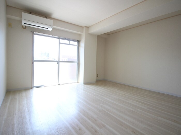 物件内観写真13　(居室)