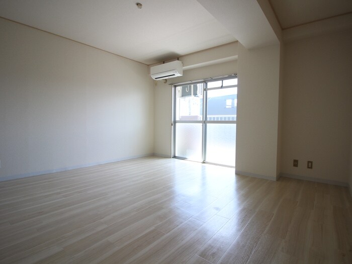 物件内観写真22　(居室)