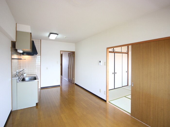 物件内観写真7　(居室)