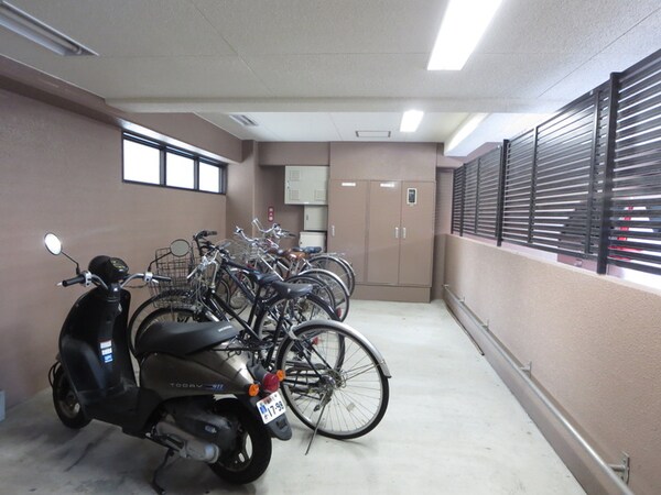 駐輪場