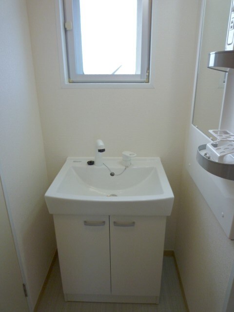 物件内観写真9　(洗面)