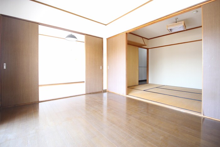 物件内観写真11　(居室)