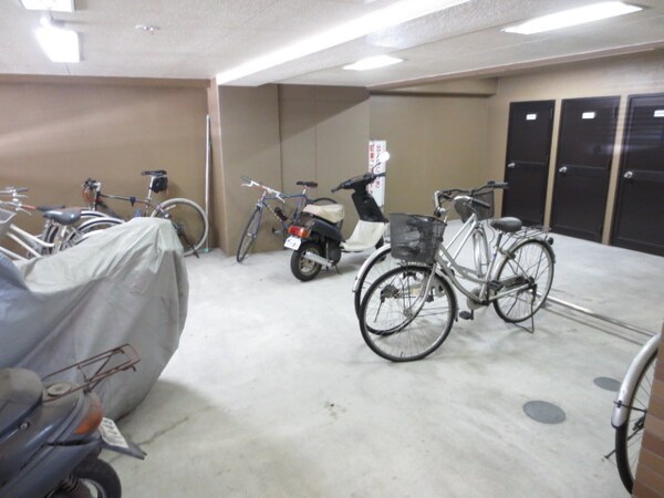 駐輪場