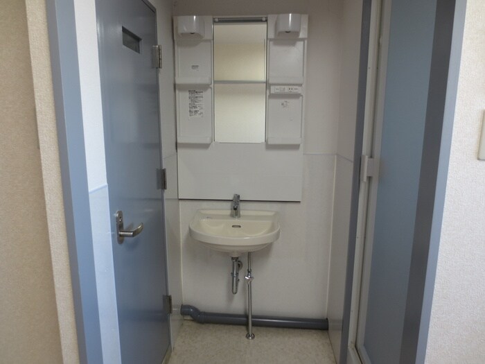 物件内観写真15　(洗面)