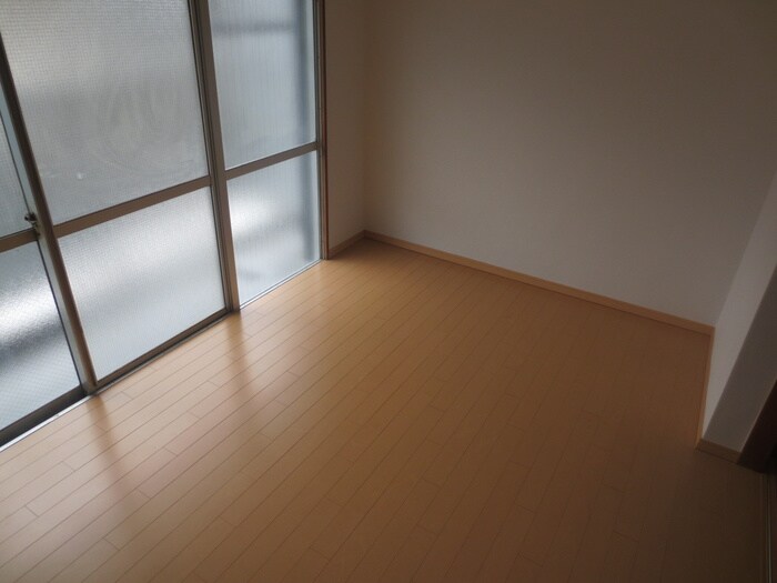 物件内観写真17　(居室)