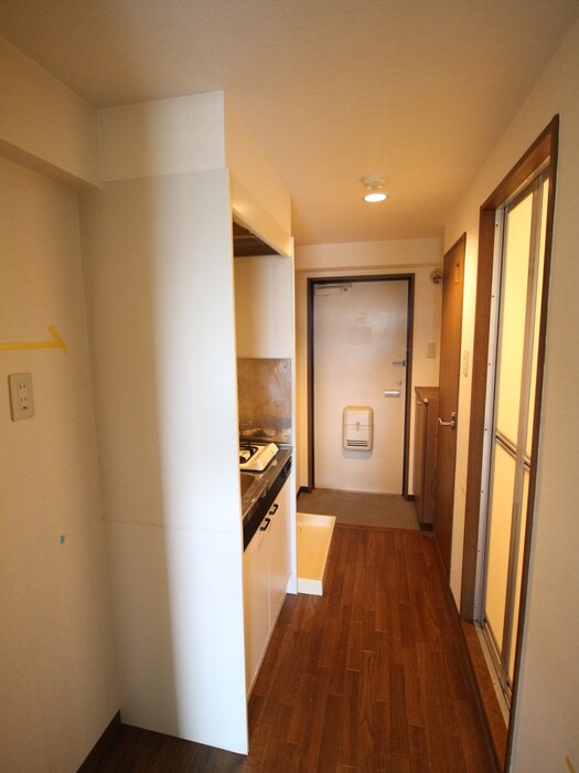 物件内観写真19　(廊下)