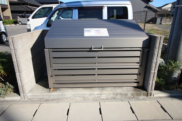 物件外観写真6　(建物設備)