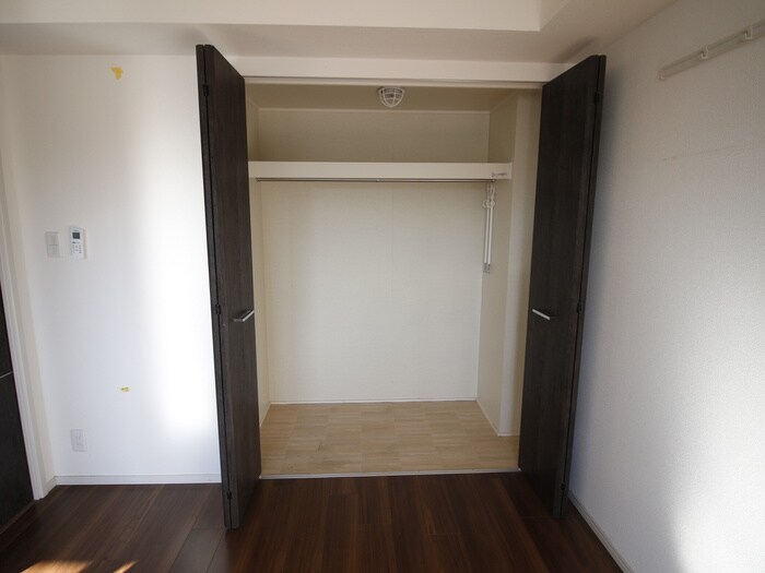 物件内観写真10　(収納)
