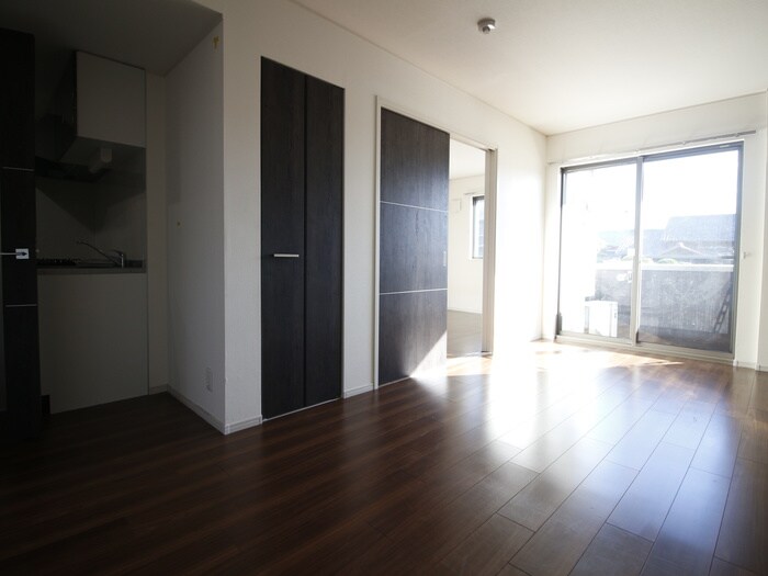 物件内観写真12　(内観写真)