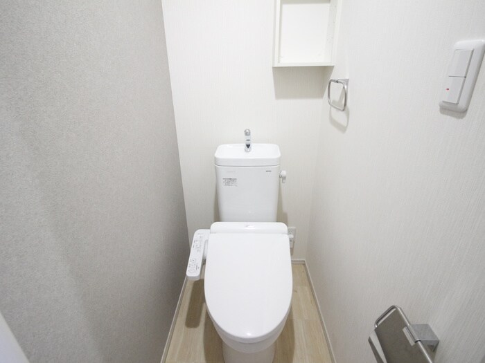 物件内観写真14　(トイレ)