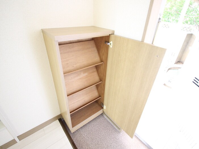物件内観写真13　(靴箱)