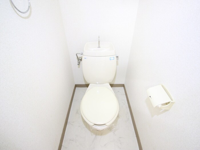 物件内観写真15　(トイレ)