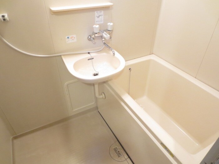 物件内観写真9　(バス／シャワールーム等)