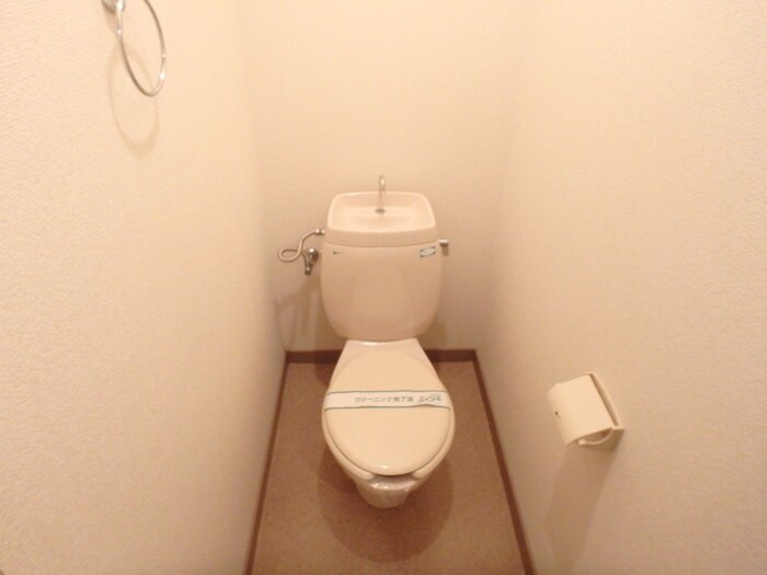 物件内観写真10　(トイレ)