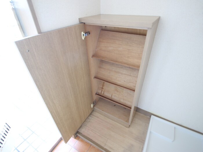 物件内観写真16　(靴箱)