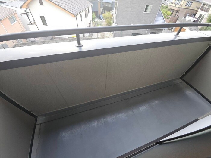 物件内観写真18　(ベランダ・バルコニー)