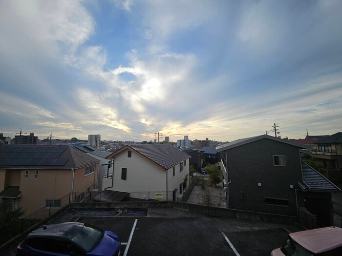 物件内観写真19　(室内からの展望)