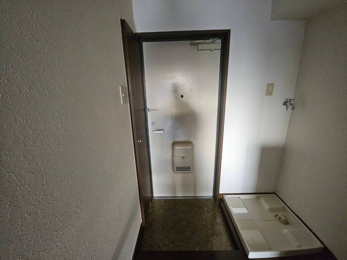 物件内観写真20　(玄関)