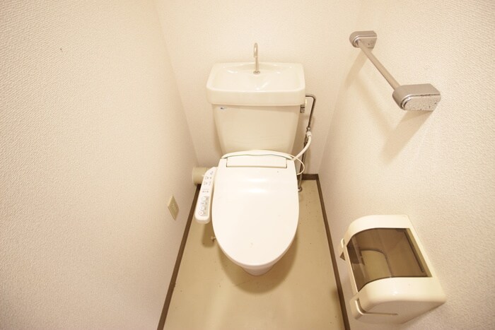 物件内観写真12　(トイレ)