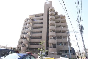 ライオンズマンション野並外観写真