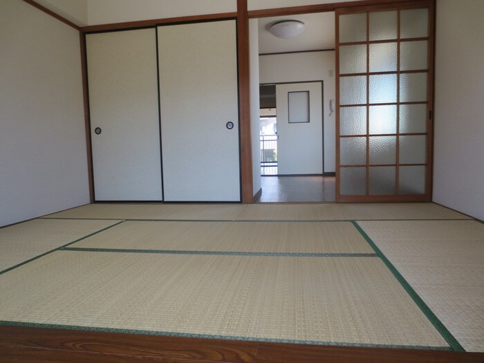 物件内観写真8　(居室)