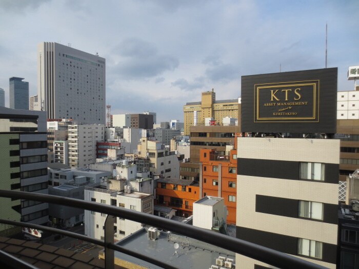 物件内観写真10　(室内からの展望)