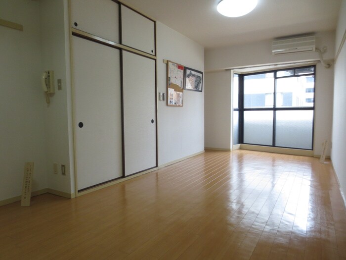 物件内観写真11　(居室)