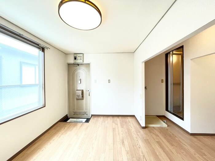 物件内観写真8　(居室)