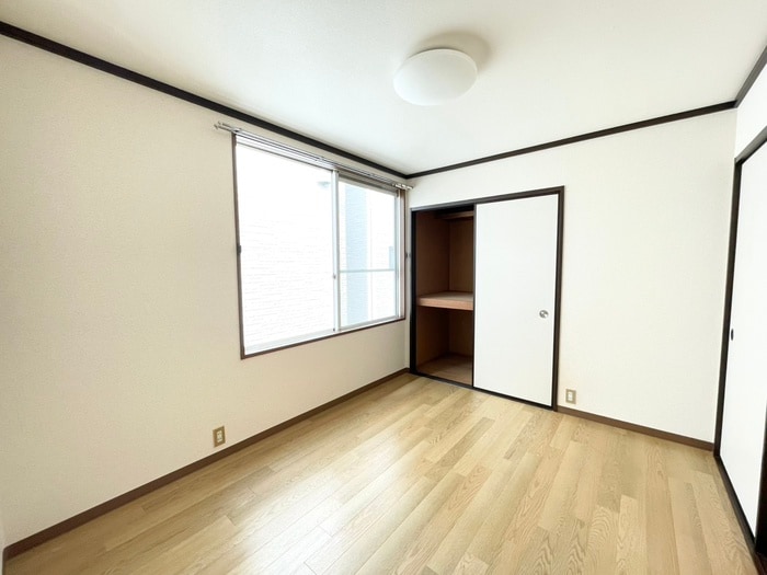 物件内観写真10　(居室)
