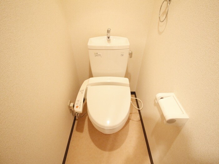 物件内観写真9　(トイレ)