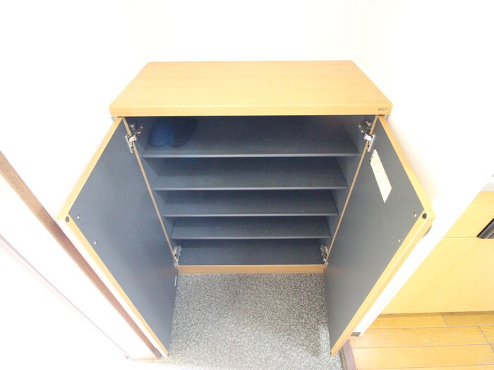 物件内観写真15　(靴箱)