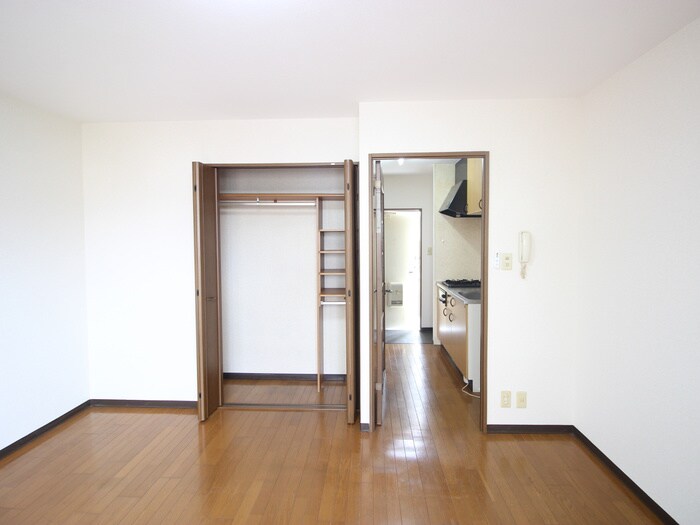 物件内観写真17　(居室)