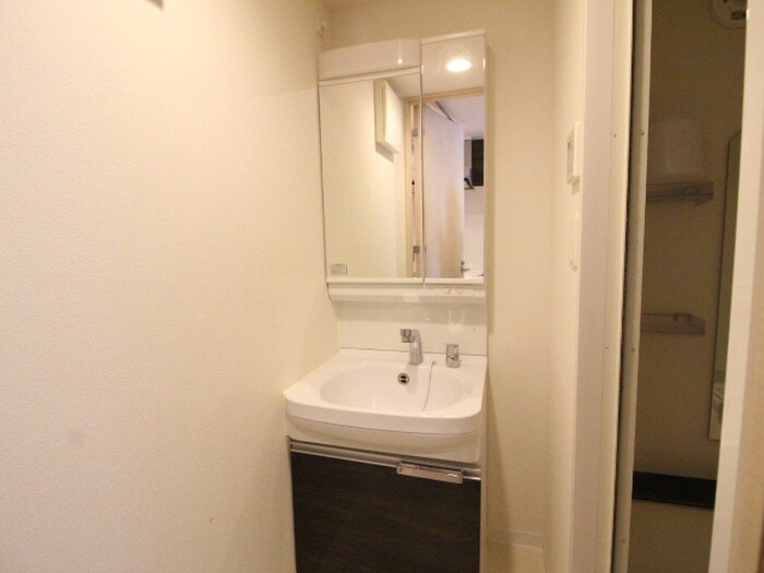 物件内観写真10　(洗面)