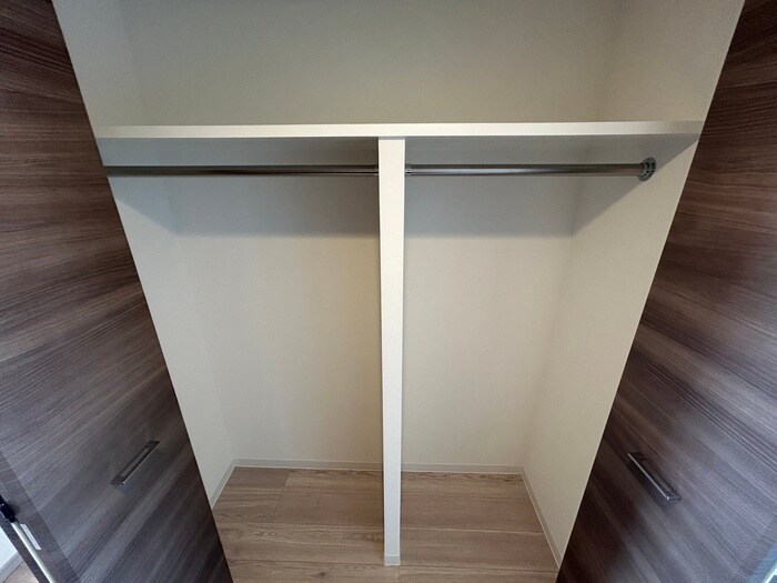 物件内観写真12　(収納)