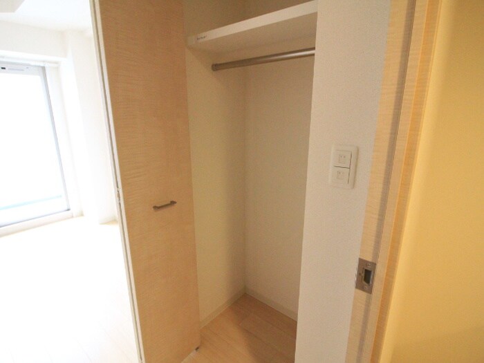 物件内観写真12　(収納)