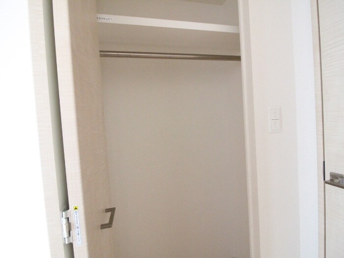 物件内観写真12　(収納)