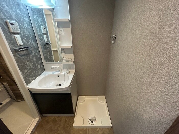 物件内観写真20　(洗濯機置場)