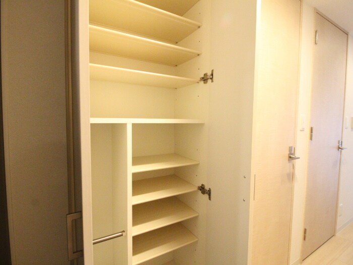 物件内観写真20　(靴箱)