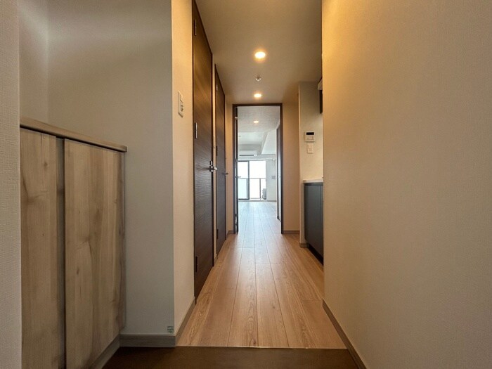 物件内観写真22　(玄関)