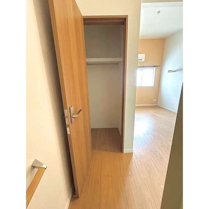 物件内観写真7　(収納)