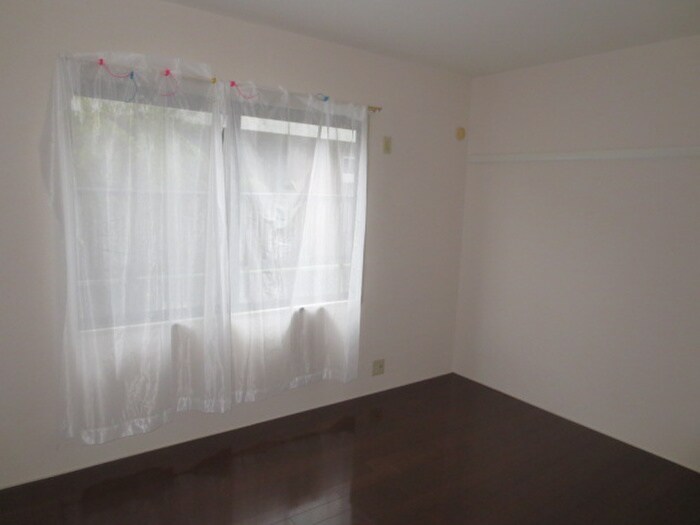 物件内観写真5　(居室)