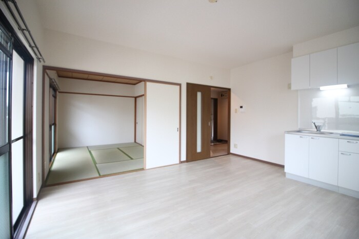 物件内観写真13　(居室)