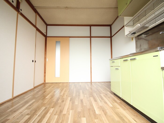 物件内観写真7　(居室)