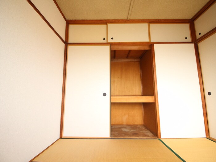 物件内観写真13　(収納)