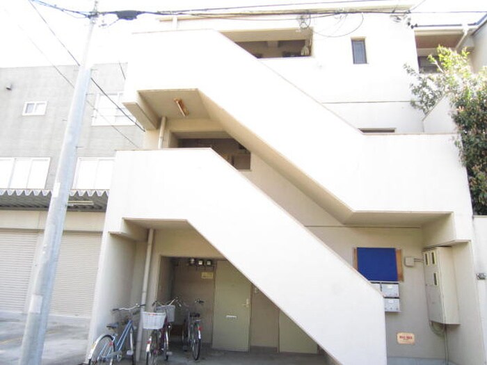 物件外観写真3　(外観写真)