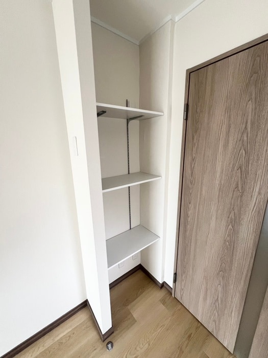 物件内観写真21　(収納)