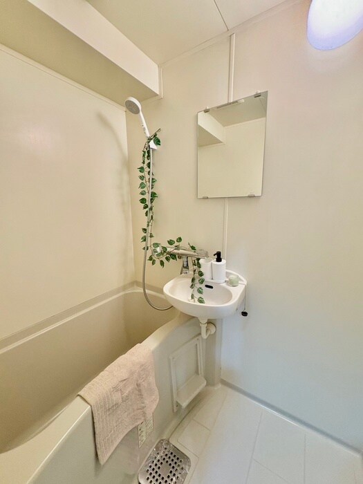 物件内観写真8　(洗面)