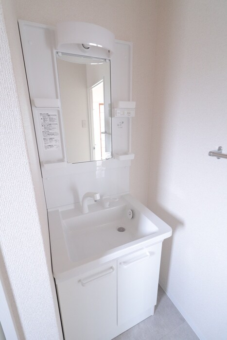 物件内観写真10　(洗面)