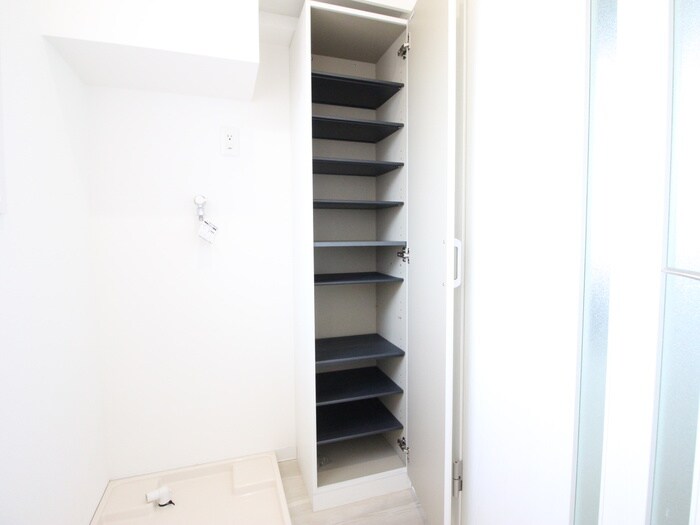 物件内観写真17　(靴箱)